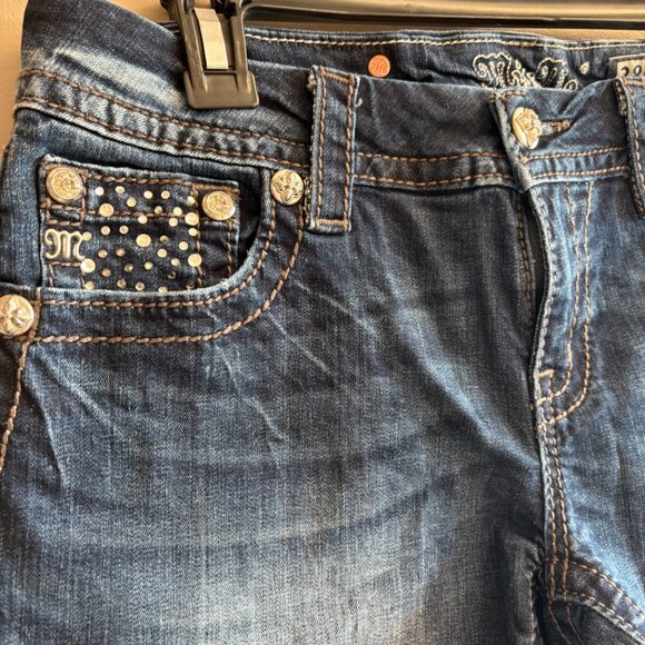 Miss Me Jean Short - Picture 3 of 6